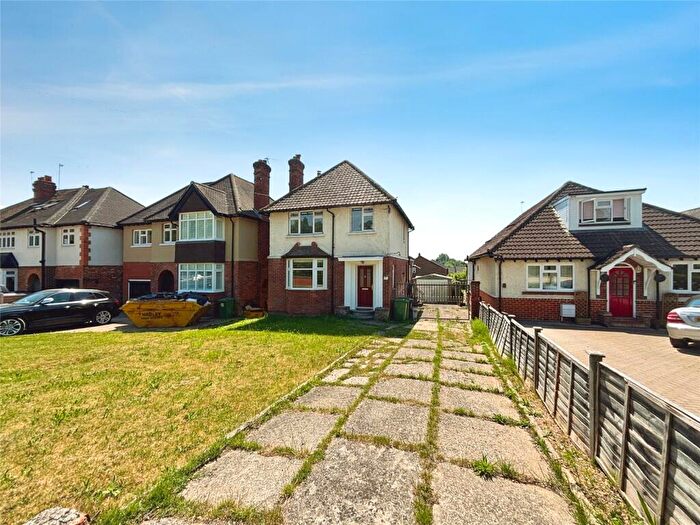 3 Bedroom Detached House For Sale In Bath Road, Calcot, Reading, RG31