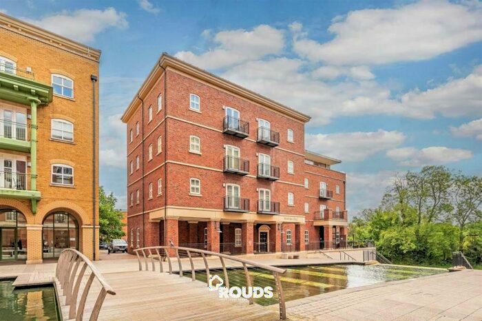 1 Bedroom Flat To Rent In Waters Edge, Waterside, Dickens Heath, Shirley, Solihull, West Midlands, B90