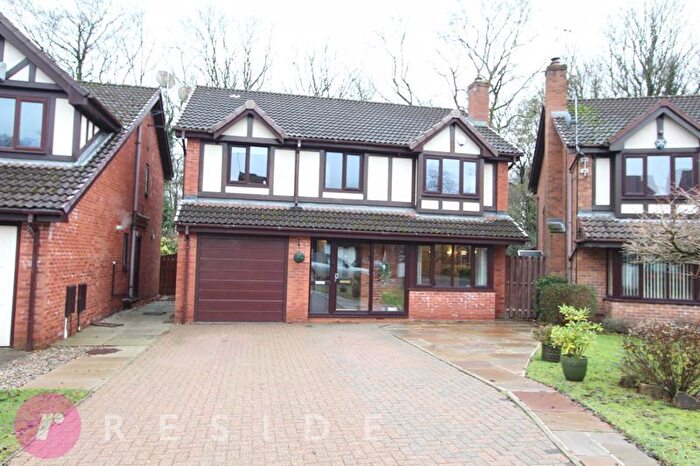 4 Bedroom Detached House For Sale In The Green, Castleton, Rochdale, OL11