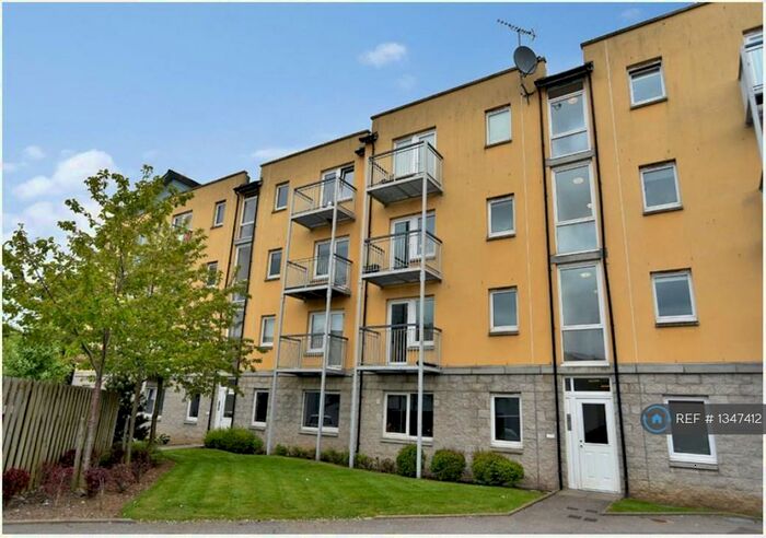 2 Bedroom Flat To Rent In King Street, Aberdeen, AB24