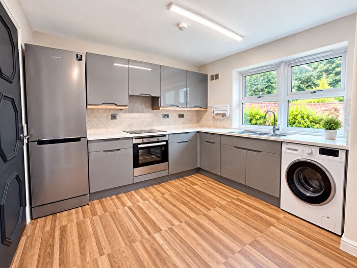 2 Bedroom Flat To Rent In Woodleigh Hall Mews, Rawdon, Leeds, West Yorkshire, LS19