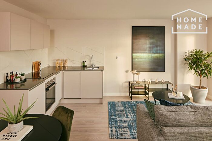 Flat To Rent In PLATFORM_ In Glasgow, G3