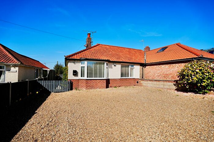 1 Bedroom Semi-Detached Bungalow For Sale In Norwich Road, Cromer, NR27
