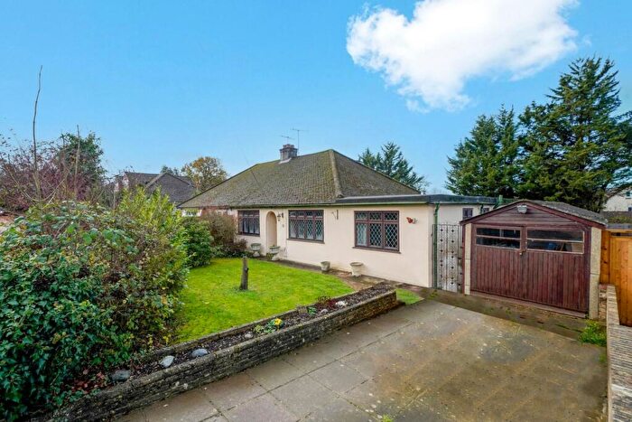 4 Bedroom Bungalow For Sale In Wildwood Avenue, Bricket Wood, St Albans, AL2