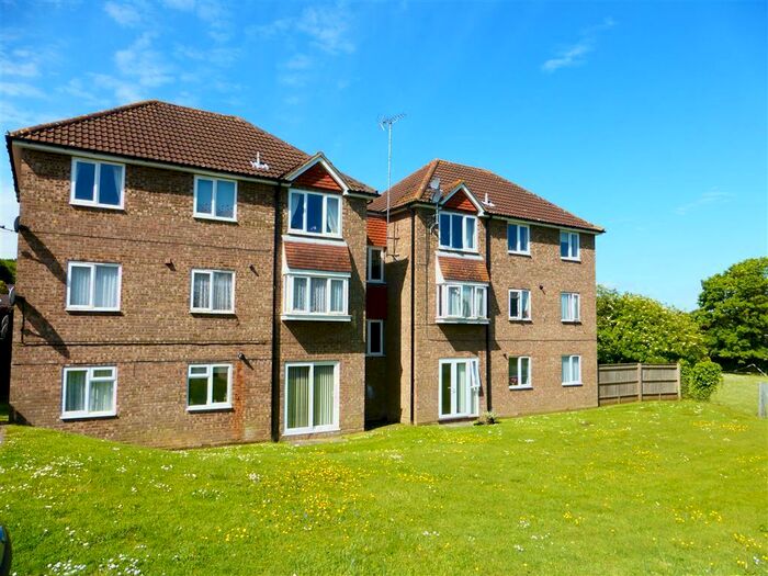 1 Bedroom Flat To Rent In Abbey Mews, Dunstable, LU6