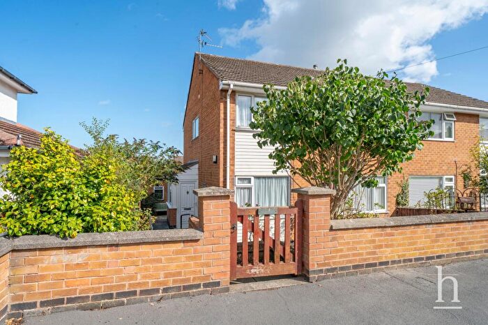 4 Bedroom Semi-Detached House For Sale In Essex Road, Wirral, CH48