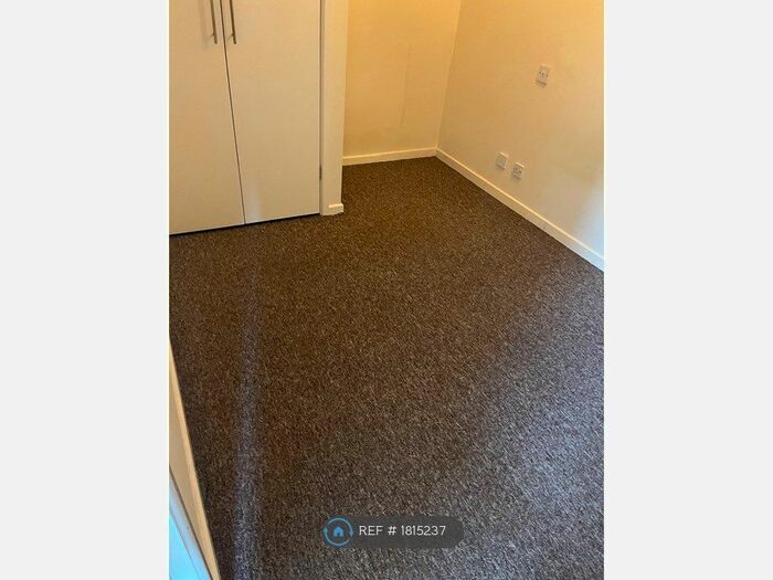 1 Bedroom Flat To Rent In Winchester Court, Romsey, SO51