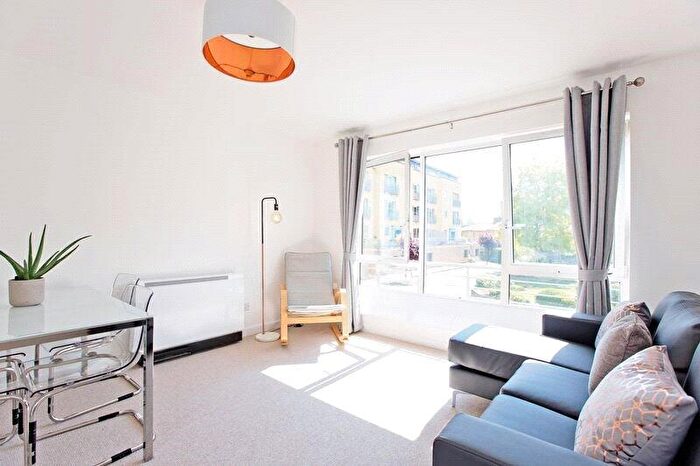 1 Bedroom Flat To Rent In Bogart Court, Premiere Place, London, E14