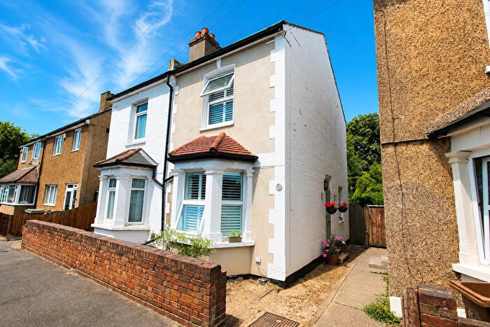 3 Bedroom Semi Detached House For Sale In Wood Street, Mitcham Junction, CR4