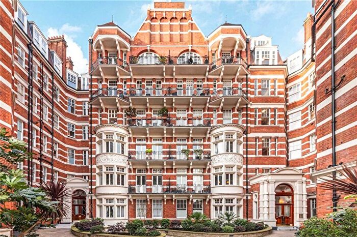 4 Bedroom Flat To Rent In Fitzjames Avenue, London, W14
