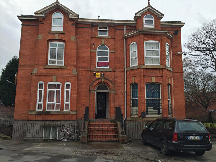 3 Bedroom Apartment To Rent In Birch Hall Lane, Manchester, M13