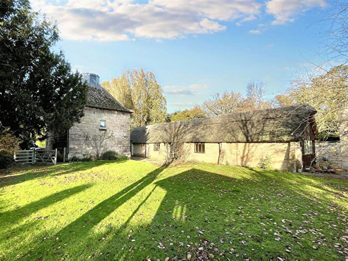 3 Bedroom Barn Conversion For Sale In Casewick, Stamford, PE9