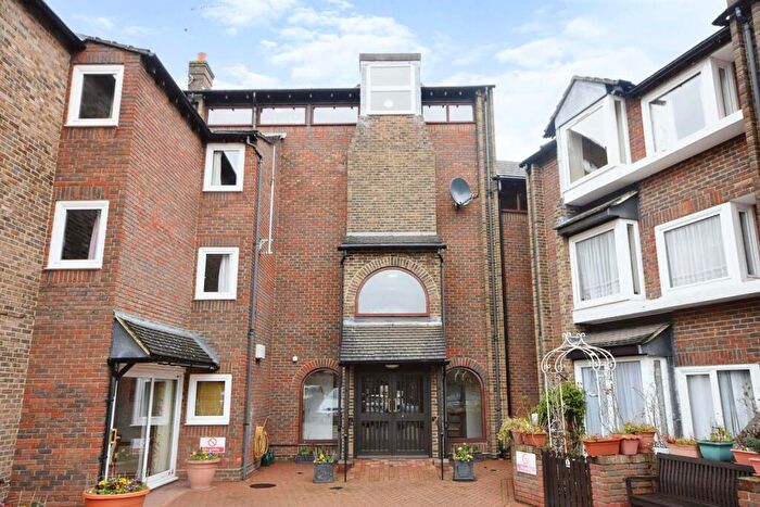 1 Bedroom Retirement Property To Rent In Hedingham Place, Spring Way, Off Swan Street, Sible Hedingham, Halstead, CO9