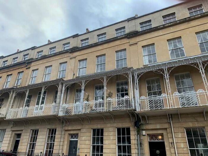 2 Bedroom Flat To Rent In Caledonia Place, Clifton, , BS8