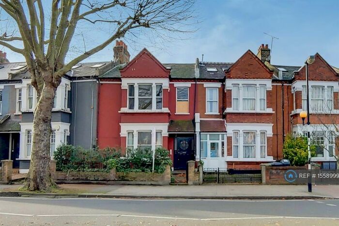 1 Bedroom Flat To Rent In Cavendish Road, London, SW12