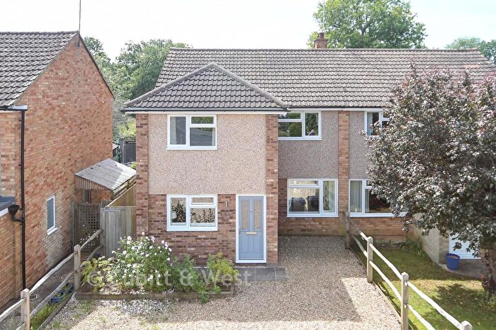 3 Bedroom Semi-Detached House For Sale In Cranleigh Mead, Cranleigh, Surrey, GU6