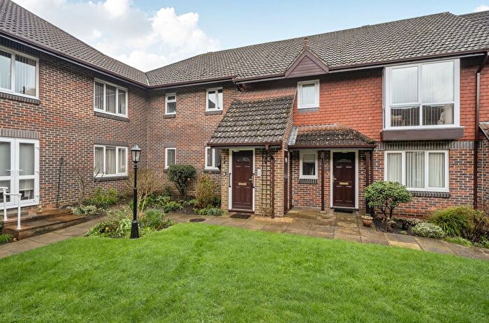 2 Bedroom Flat For Sale In Sharon Road, West End, Southampton, Hampshire, SO30