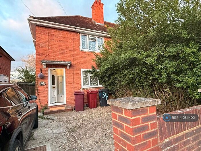 2 Bedroom Semi Detached House To Rent In Ashmore Road, Reading, RG2