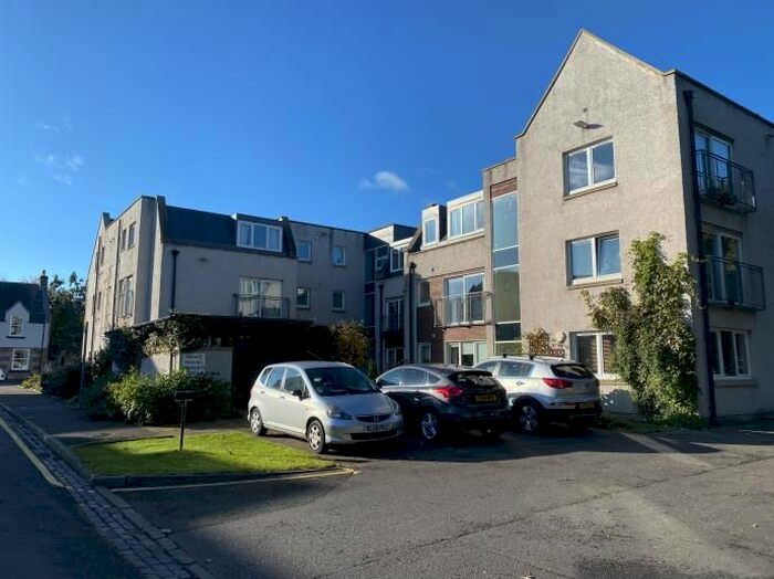 2 Bedroom Flat To Rent In The Green, Edinburgh EH4