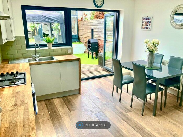 1 Bedroom Flat To Rent In Clarendon Road, Hove, BN3