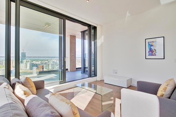 3 Bedroom Apartment To Rent In Great Eastern Road London, E15