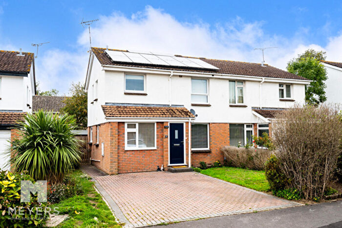 4 Bedroom Semi-Detached House For Sale In The Mount | Ringwood |, BH24