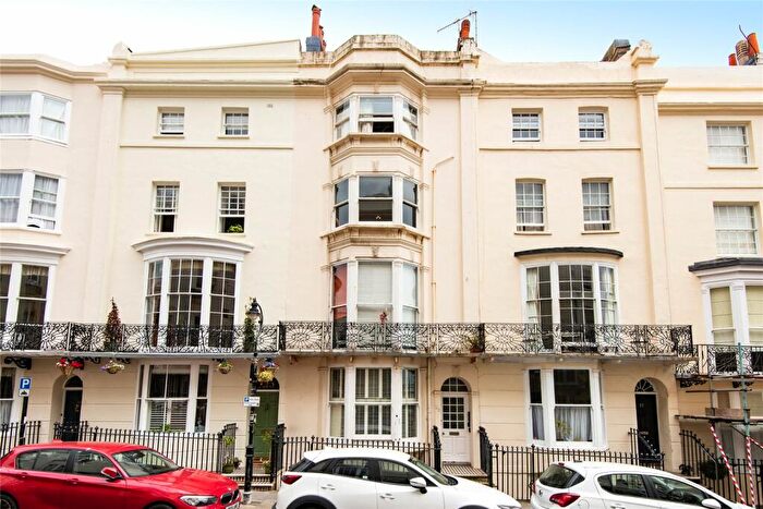 1 Bedroom Terraced House To Rent In Bloomsbury Place, Brighton, East Sussex, BN2