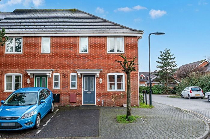 3 Bedroom End Terrace House For Sale In Stranding Street, Eastleigh, Hampshire, SO50