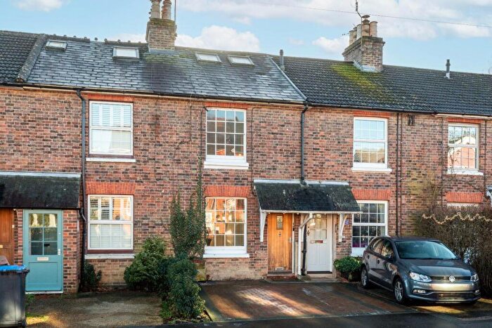 3 Bedroom Terraced House For Sale In Sunte Avenue, Lindfield, RH16