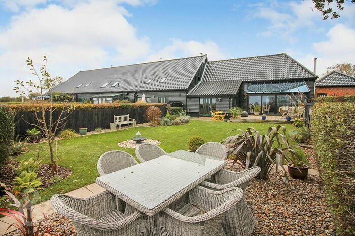 4 Bedroom Barn Conversion For Sale In Beech Tree Barns, Wortham, Diss IP22