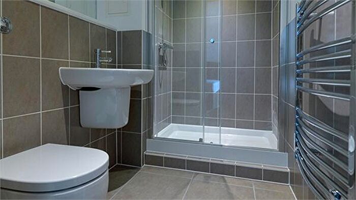 2 Bedroom Apartment To Rent In Ferry Court, Cardiff, CF11