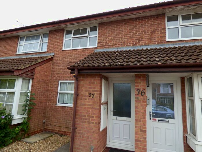2 Bedroom Maisonette To Rent In Cicero Drive, Luton, LU3