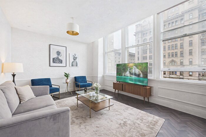 2 Bedroom Flat For Sale In The Levels, Water Street, L3