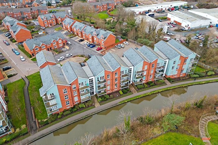 1 Bedroom Flat For Sale In Brookside Terrace, The Lane, Worcester, WR1