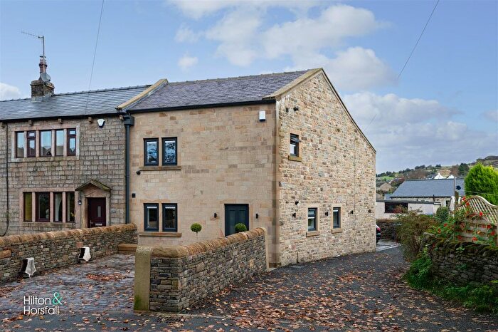 3 Bedroom Semi-Detached House To Rent In Waller Hill, Foulridge, Colne, BB8