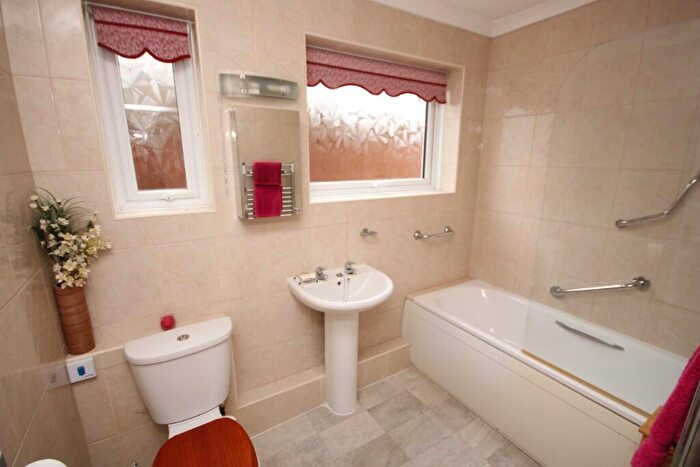 2 Bedroom Semi-Detached Bungalow For Sale In Lullingstone Road, Allington, Maidstone, ME16