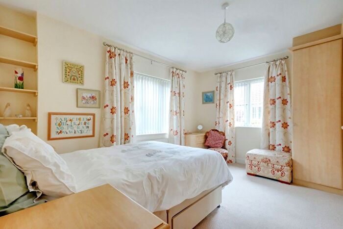 2 Bedroom Detached Bungalow For Sale In Honywood Gardens, Old Moulsham, Chelmsford, CM2