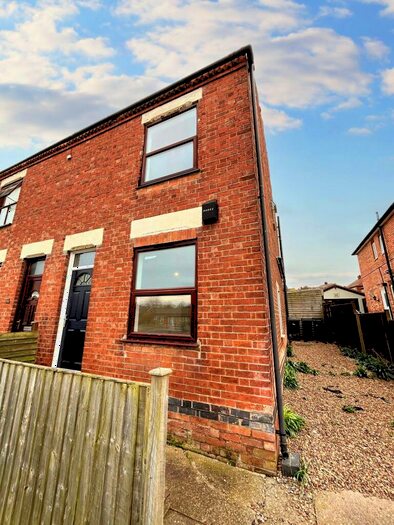 2 Bedroom Semi-Detached House To Rent In Foxhill Road, NG4