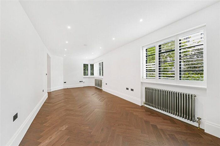 2 Bedroom Apartment To Rent In Millfield Lane, London, N6