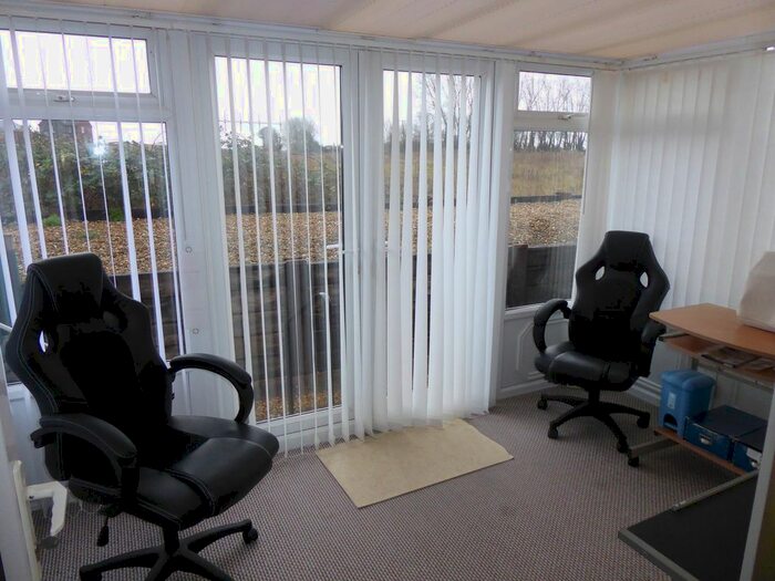 2 Bedroom Mobile/park Home For Sale In Mill Farm Park, Pagham, Bognor Regis, West Sussex, PO21