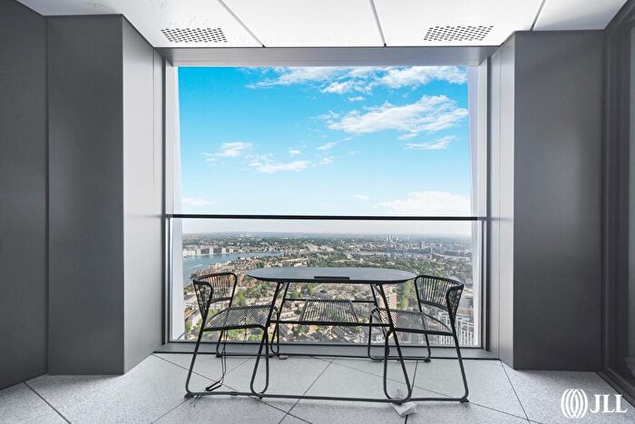 2 Bedroom Flat To Rent In Amory Tower, Marsh Wall, E14