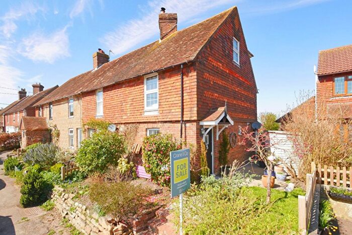 3 Bedroom Terraced House For Sale In Victoria Road, Herstmonceux, BN27