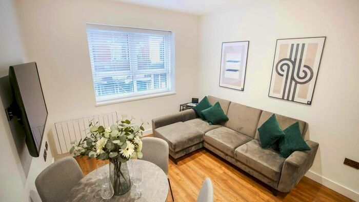 1 Bedroom Flat To Rent In Oldham Street, Manchester, M4