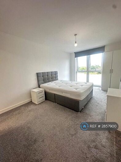 3 Bedroom Flat To Rent In Adelphi Wharf, Salford, M3