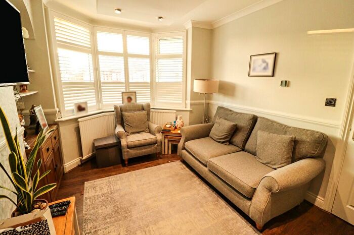 3 Bedroom Terraced House For Sale In Rectory Road, Little Thurrock, Grays, RM17