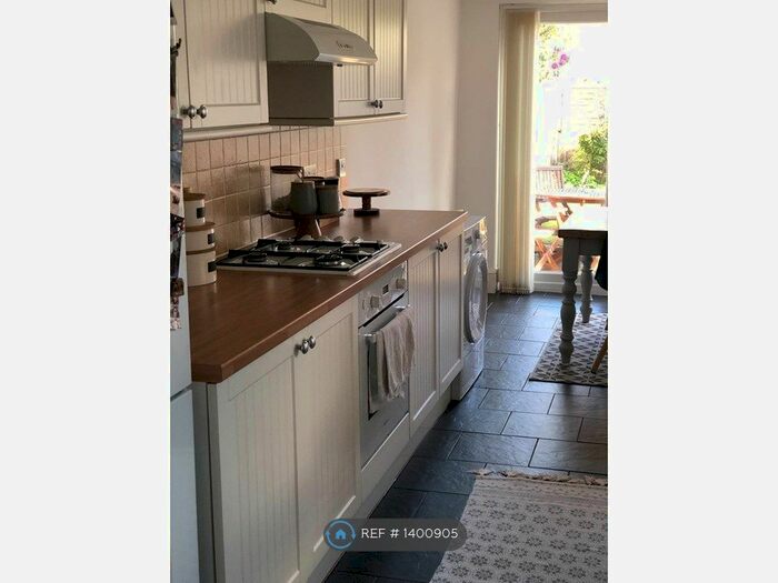 2 Bedroom Terraced House To Rent In Cromer Road, Romford, RM7