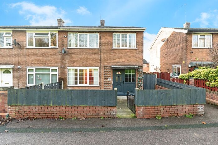 3 Bedroom Semi Detached House For Sale In Western Avenue, Pontefract, WF8