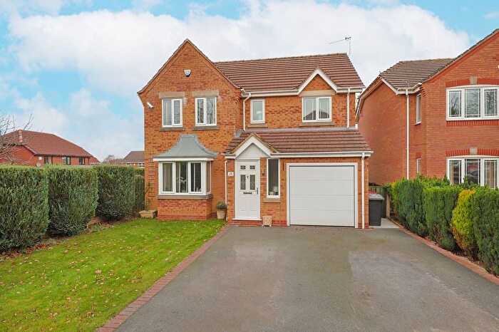 4 Bedroom Detached House For Sale In Lodge Farm Close, Walton, Chesterfield, S42