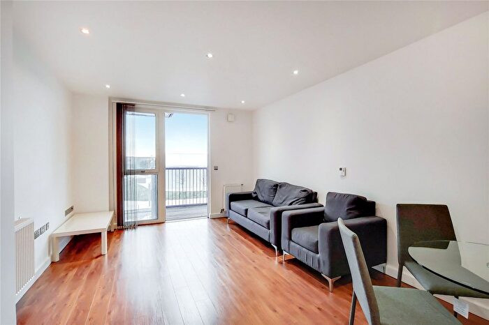 1 Bedroom Flat To Rent In High Street, London, E15