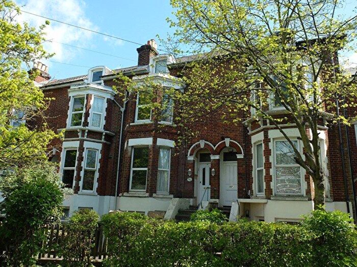 1 Bedroom Apartment To Rent In Portsmouth Road, Cosham, Portsmouth, PO6